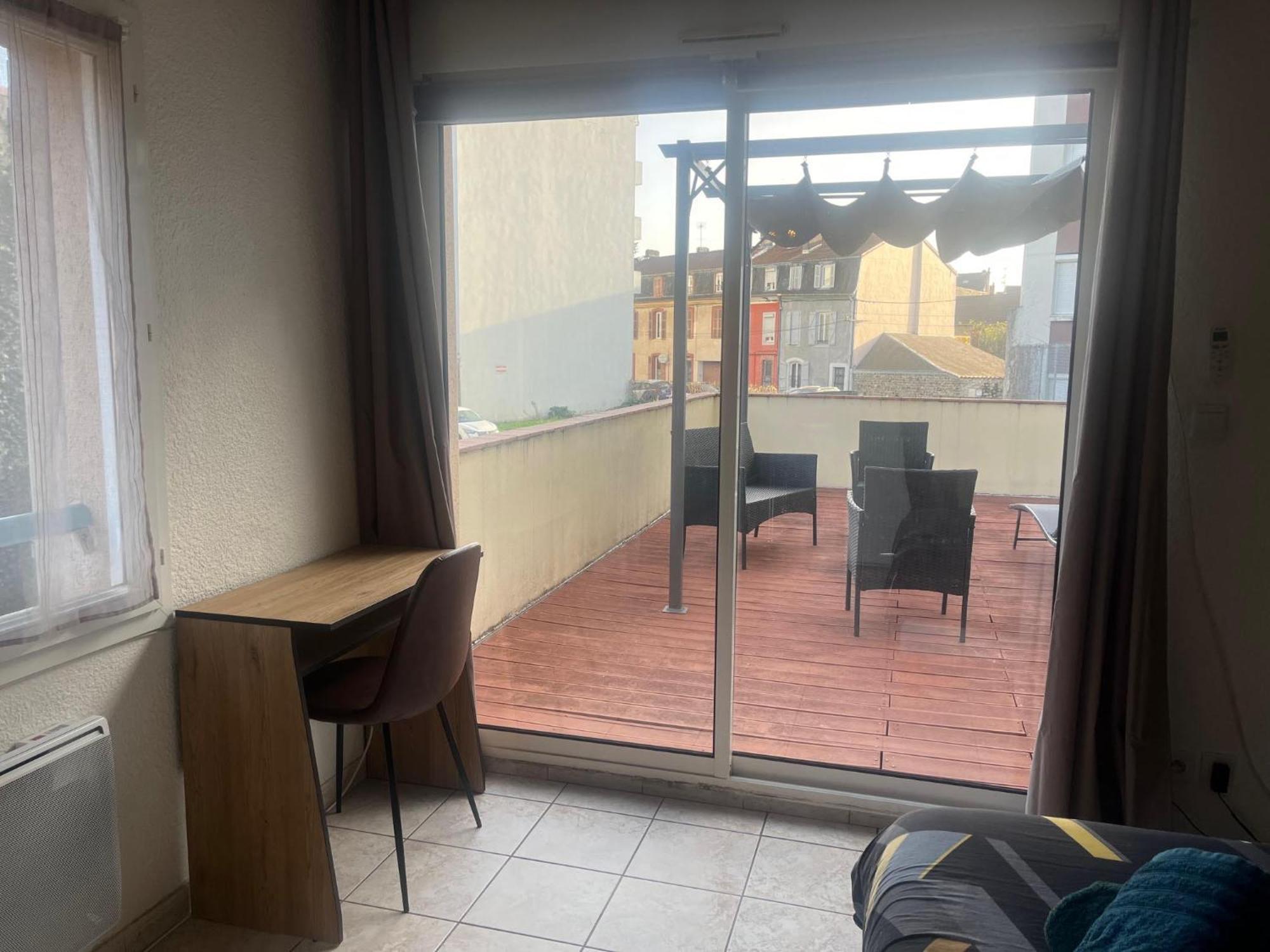 Studio Climatise Et Grande Terrasse Tarbes Centre 外观 照片