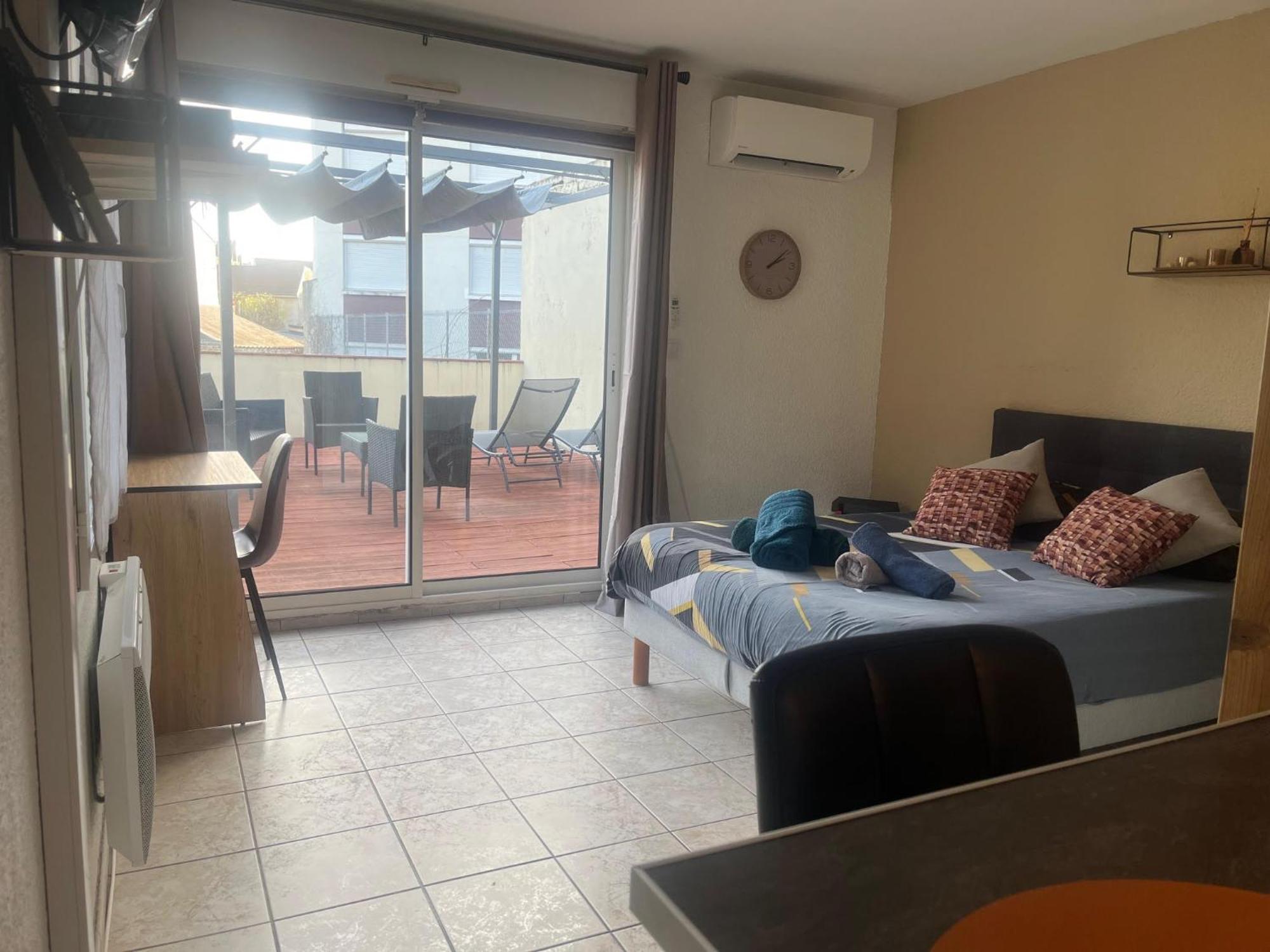 Studio Climatise Et Grande Terrasse Tarbes Centre 外观 照片