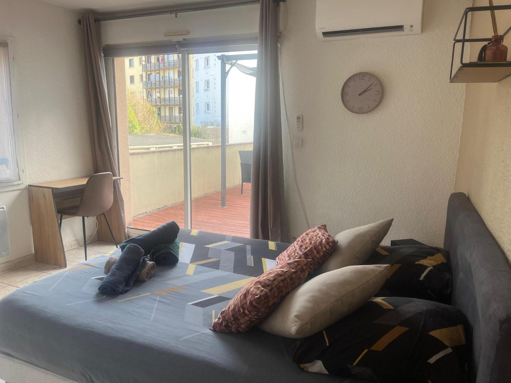 Studio Climatise Et Grande Terrasse Tarbes Centre 外观 照片